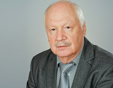 Колектив Інституту кібернетики імені В.М.Глушкова НАН України щиро вітає з обранням член-кореспондентом НАН України ПЕПЕЛЯЄВА Володимира Анатолійовича